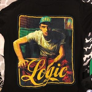 Logic Merch- T-shirt